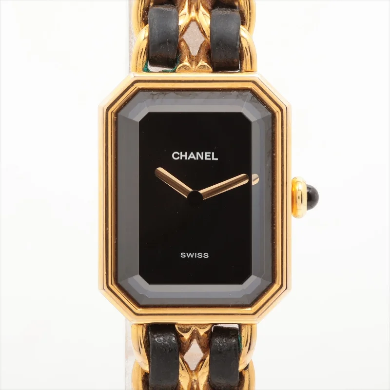 Chanel Premier L Black Gold Watch hold